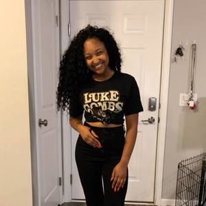 Meet your Posher, Destiney